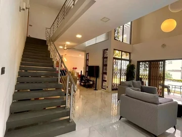 Maison de 4 Chambres