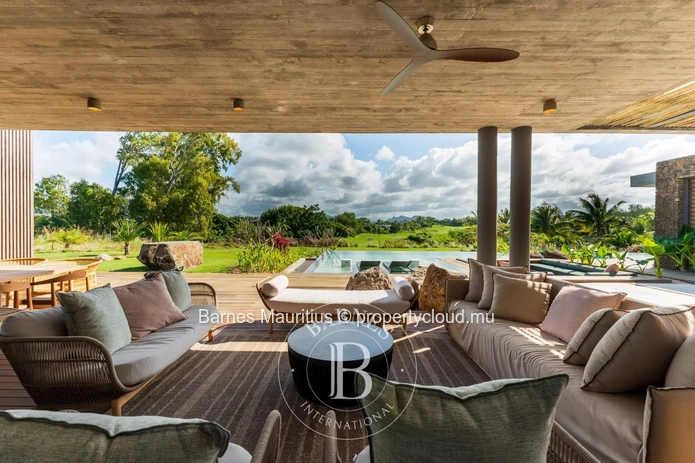 Anahita Resort - Exceptional Architect-Designed Villa Overlooking The Golf Course