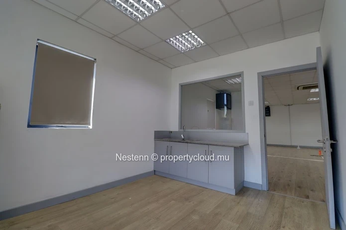 Office Space of 171.64 m² on 6th floor