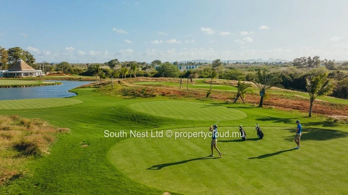 Élégance au bord du golf | Townhouse 3 chambres à Azuri