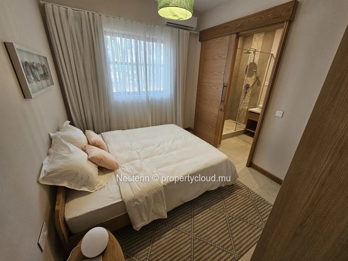 Luxury 4-bedroom en suite apartment with magnificent views of nature, the sea, and the islands of northern Mauritius