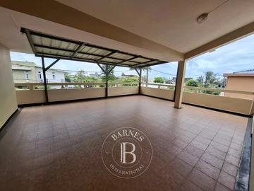 7 Bedroom House
