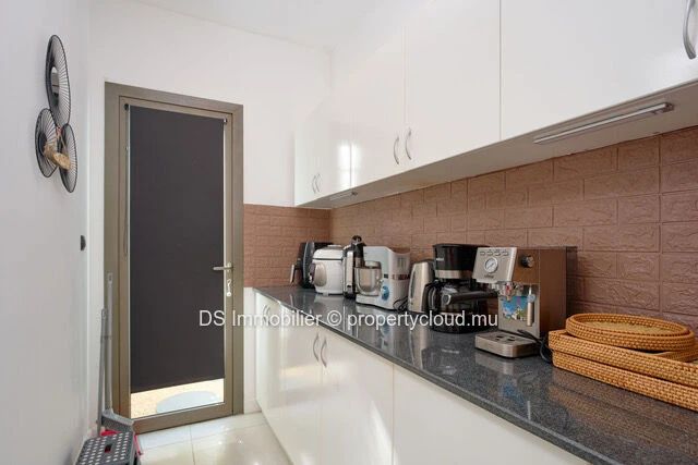 For Sale – 4-Bedroom Villa – Grand Baie, North – Accessible To Foreigners
