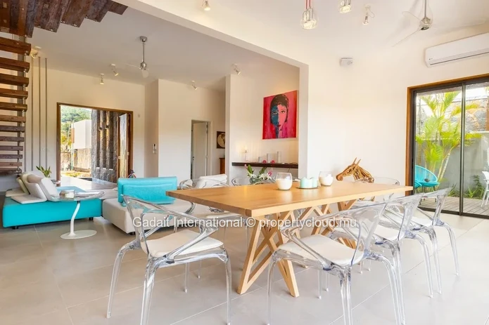 Luxury Villa with Private Mooring for Sale | La Balise Marina – Black River