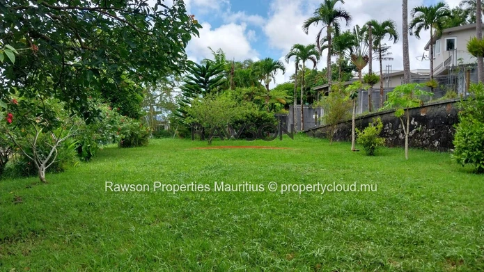5 Bedroom house for sale in Floreal 
