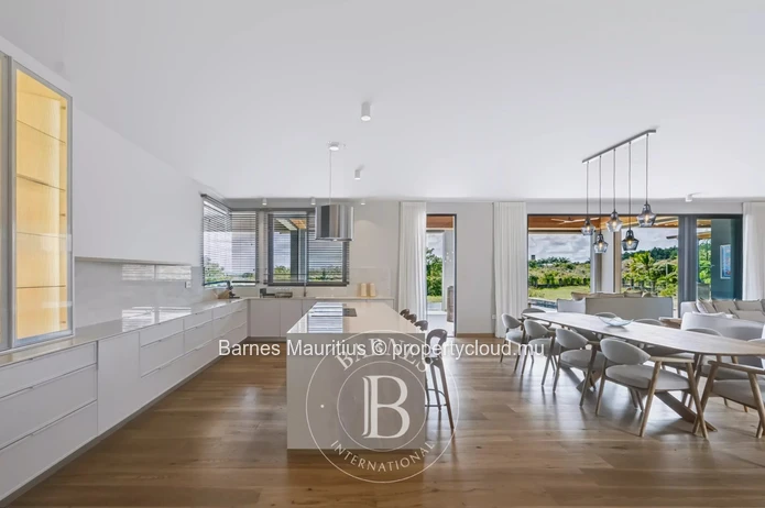 DARUTY - Villa neuve de style contemporain avec 3 chambres