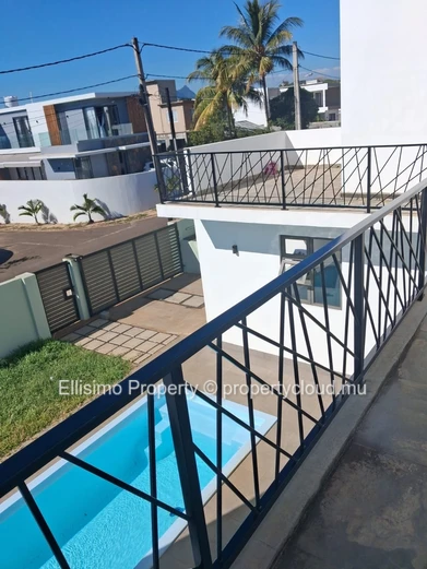 Maison de 5 chambres avec piscine à vendre à Albion