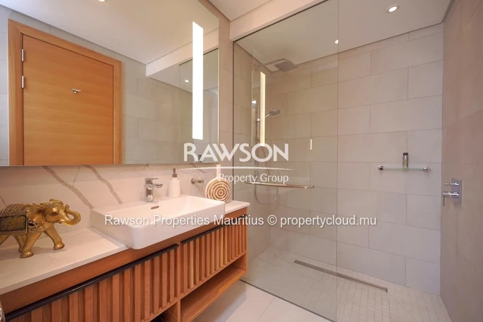 Brand New Ground Floor Apartment On A Golf Estate - €