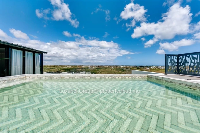 Appartement d’exception avec rooftop privé et piscine – Grand Baie
