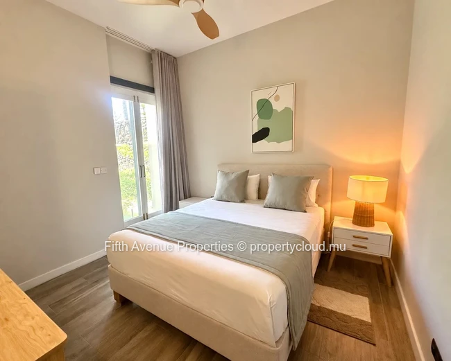 Belle Mare – Magnifique appartement pieds dans l’eau