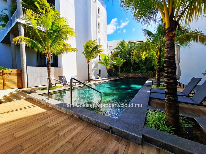 Appartement de luxe en rez-de-jardin de 4 chambres à vendre | Marine Residences, Pointe aux Canonniers (Mandat exclusif)