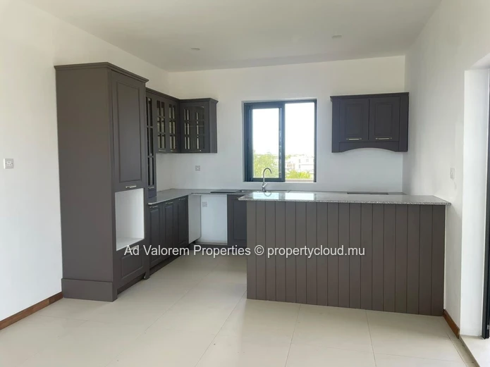 À vendre – Penthouse lumineux avec vue panoramique à Grand Baie !