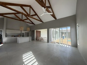 Maison de 4 Chambres