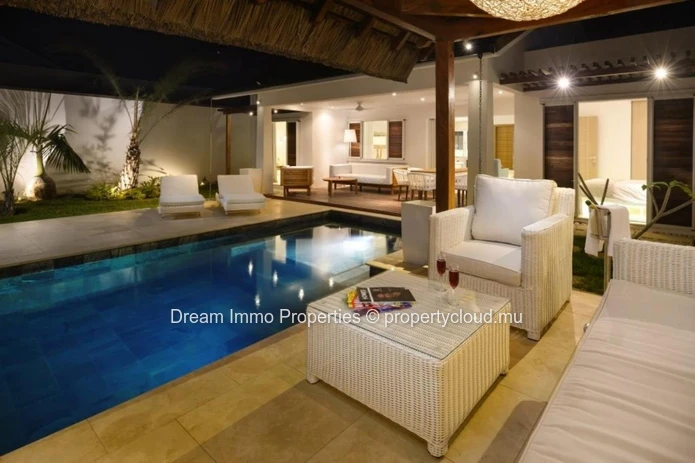 Prestigieuse Villa Standing Construite Au Clos Du Littoral 2 A Grand Baie – Ile Maurice