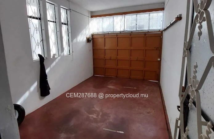 Maison à vendre à Ward 4, Port Louis