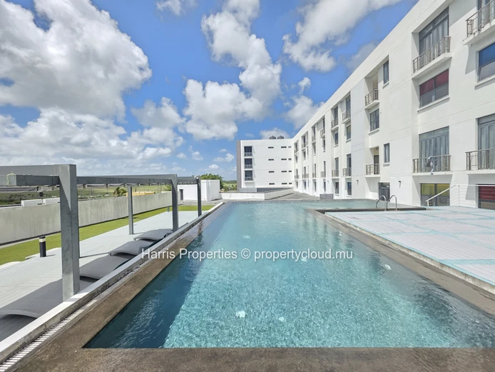 Magnificent duplex for sale in the prestigious La Croisette Shopping Mall