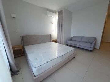 5 Bedroom Villa