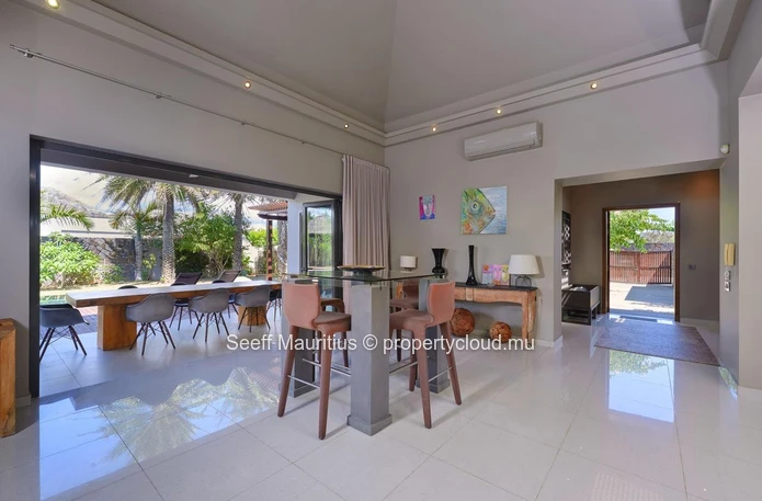 Votre Maison de Rêve à Grand Baie : Villa Tranquille avec Piscine et Plus