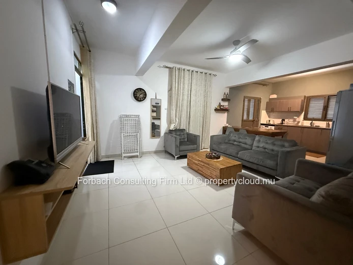 6 appartements (14 chambres) avec espace pour bureau - Trou aux Biches 