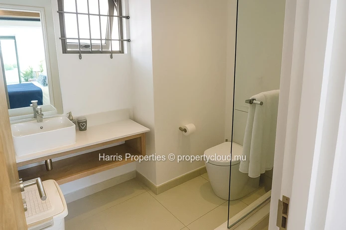 Magnifique duplex en bord de mer à Calodyne – Le Barachois