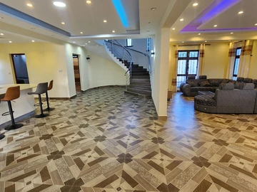 4 Bedroom Villa