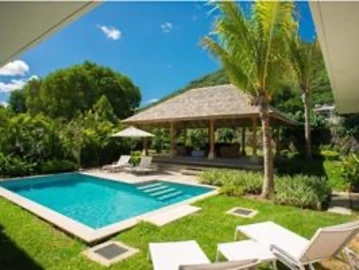 4 Bedroom Villa