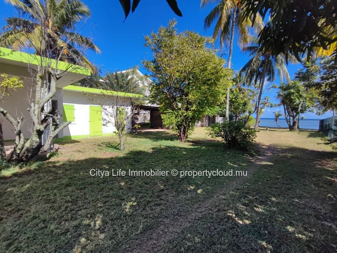 Freehold BeachFront Land for Sale