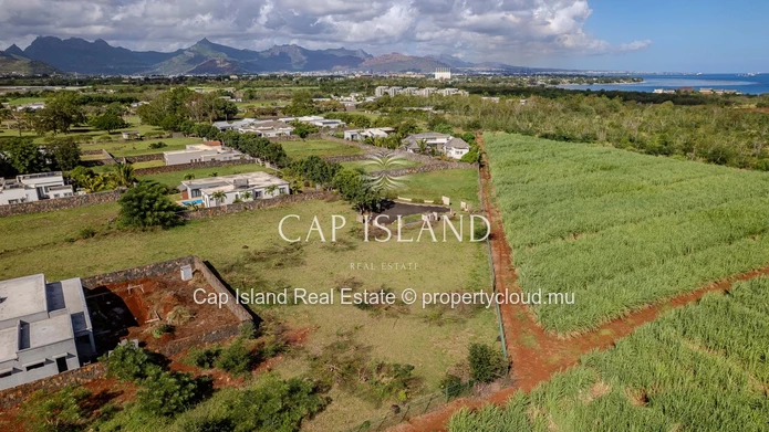 470T residential land in Royal Park