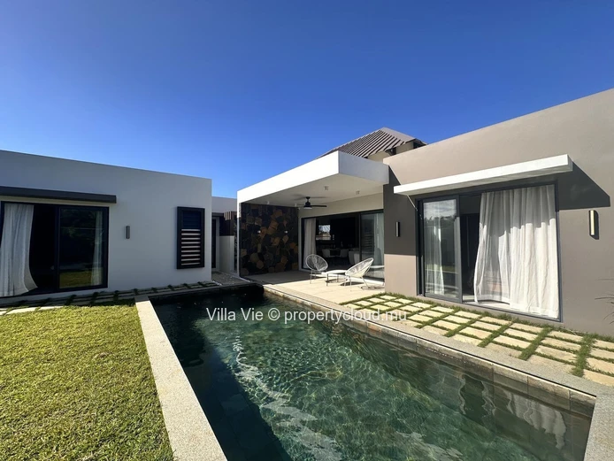 Grand Baie – Modern Family Villa with 2 to 4 Bedrooms and Private Pool