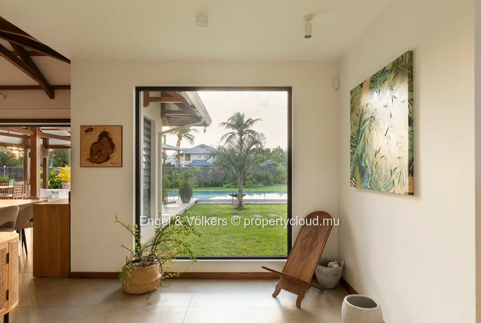 Fully Furnished 5-Bedroom Villa with Pool & Large Garden on Mauritius' East Coast