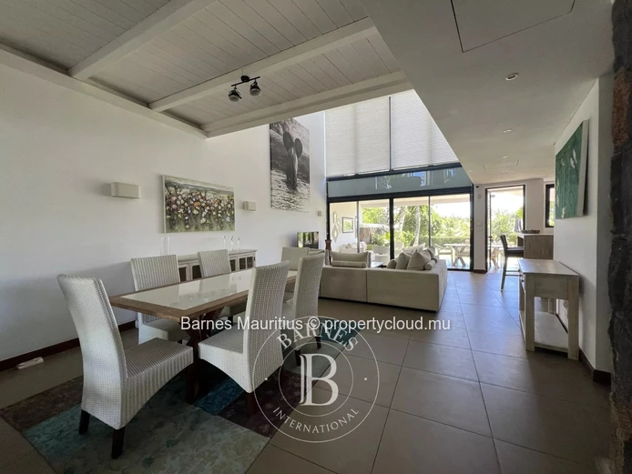 AZURI RESORT - 4-Bedroom Villa with Garden & Pool