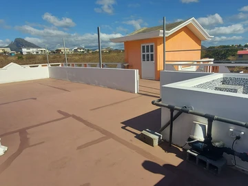 10 Bedroom Apartment