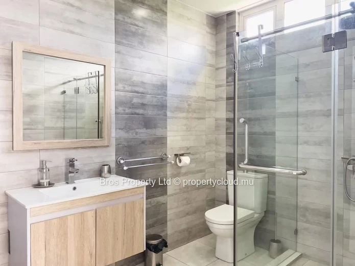 Stunning Villa with Tropical Garden & Private Pool - Grand Baie | Rs 28.5M