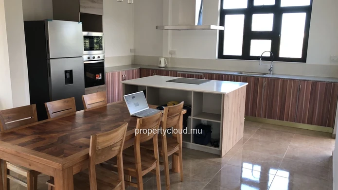 FOR SALE – Stunning new 3-bedroom apartment in Grand Baie, Mauritius
