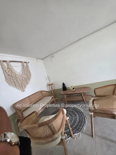 Charmant studio d’une chambre à louer – Beau Bassin