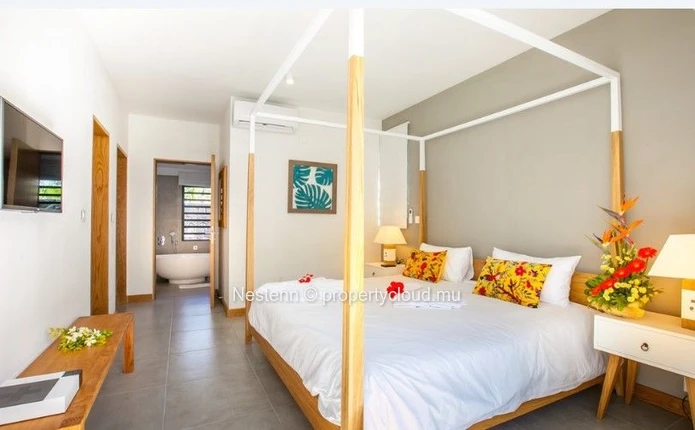 Comfort and elegance of a 3-bedroom en-suite villa