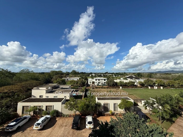 3-Bedroom Apartment for Sale in Balaclava with Pool Access