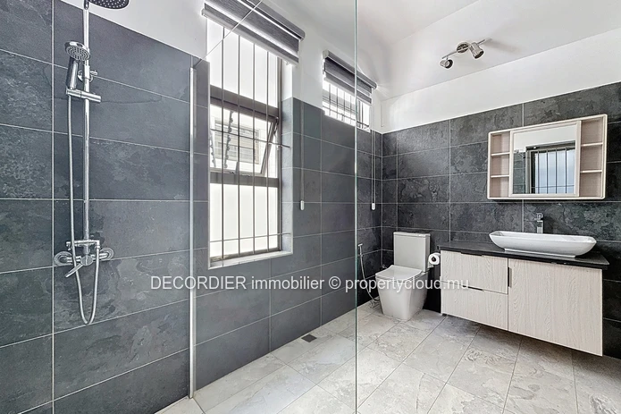 House for Sale – Pereybère