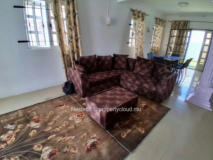 Péreybère – Ground Floor Apartment With Pool In A Sought-After Neighborhood