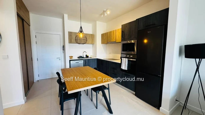 Stylish 1-Bedroom Apartment | Modern Living in Indigo Village, Beau Plan