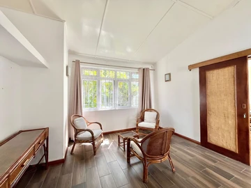 5 Bedroom Villa