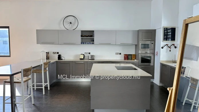 Luxueux Penthouse en Bord de Mer, Péreybère.