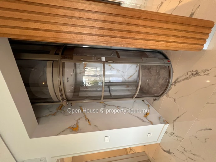 LA POINTE - POINTE AUX CANONNIERS, Penthouse 4 chambres