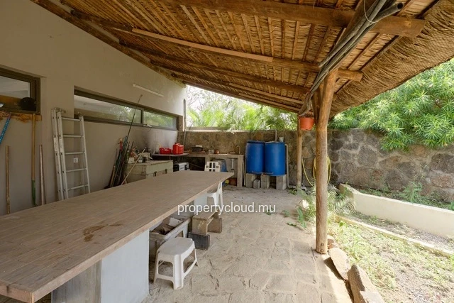 A vendre magnifique villa dans une residence accessible aux etrangers à Pereybere.