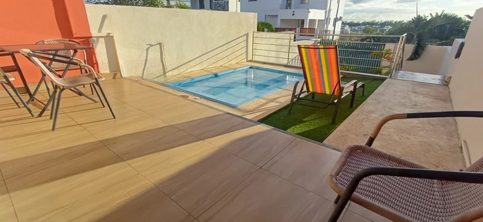3-bedroom triplex with sea and mountain views - Sold furnished and equipped