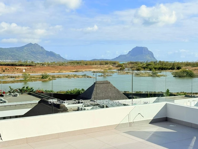 Magnifique Penthouse Vue Mer & Montagne Avec Acces A La Plage – Ile Maurice