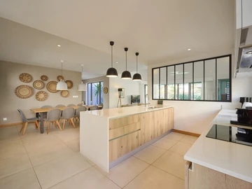 4 Bedroom Villa