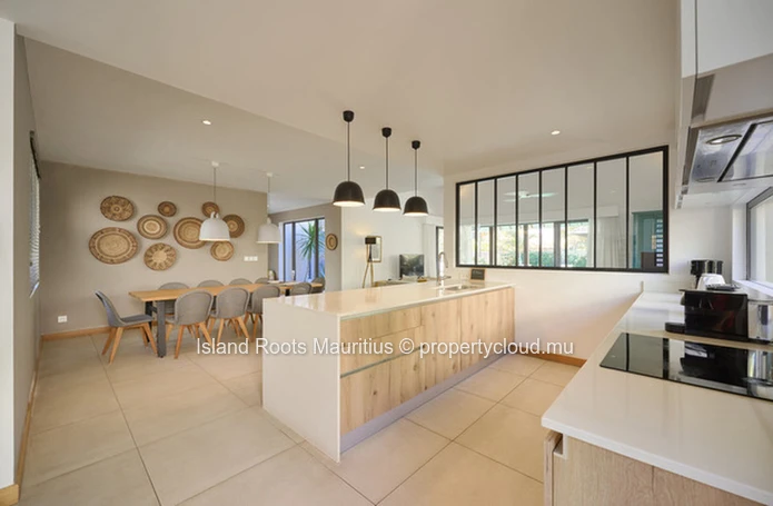 Exceptional luxury villa in a secure residence in Grand Gaube!