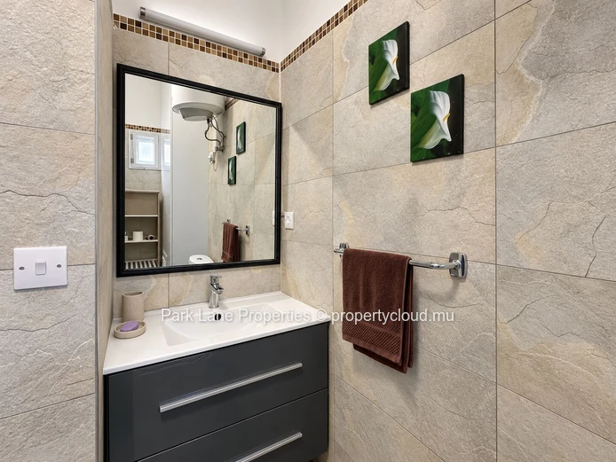 À louer à Péreybère : appartement de 2 chambres proche de la plage