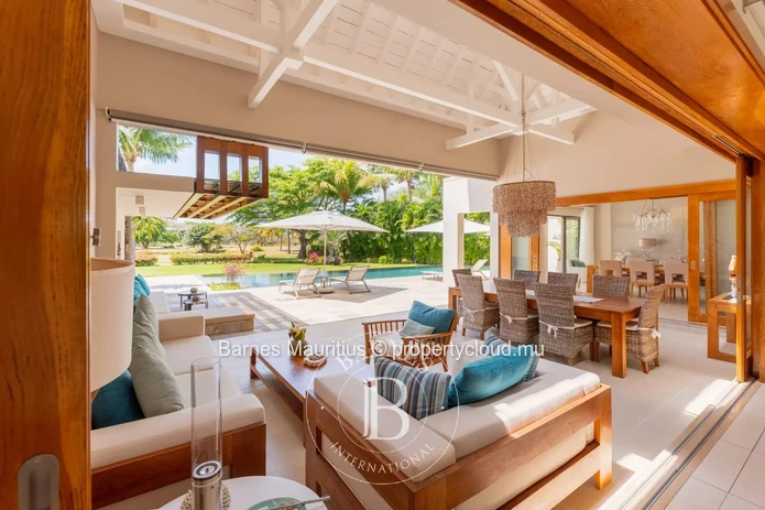 ANAHITA GOLF RESORT – Villa 4 chambres avec vue sur le golf